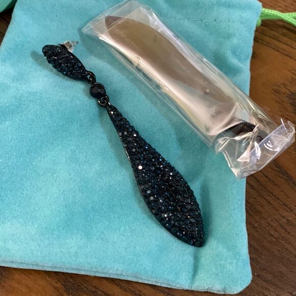 Women’s blue/black tone gemstones teardrop earrings. See all photos - Picture 5 of 8